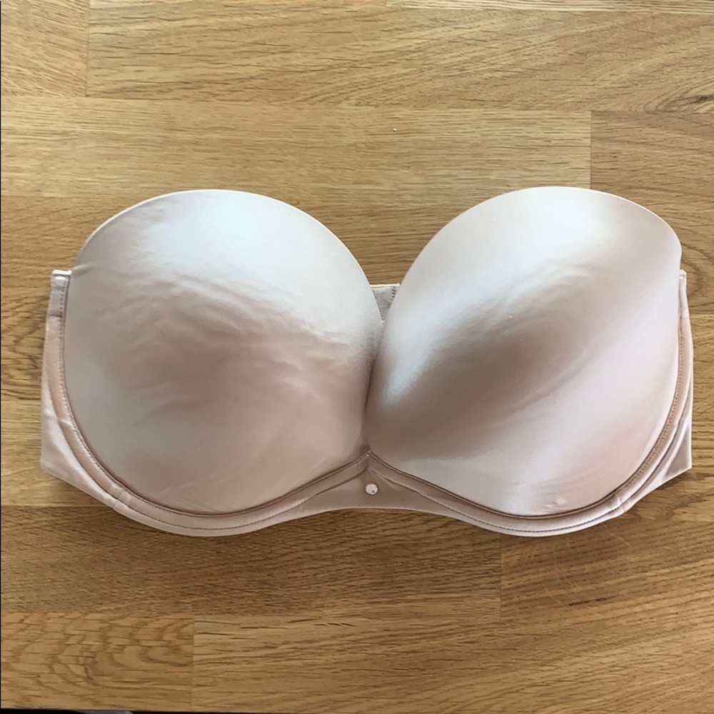 36DD Victoria’s Secret very sexy strapless